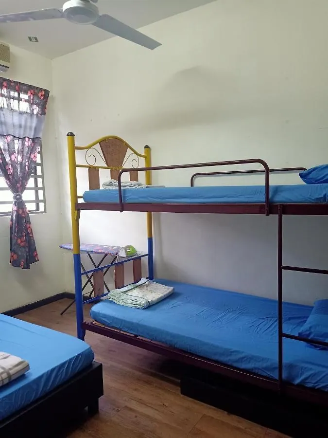 Adno Homestay Cempaka Batu Kawan