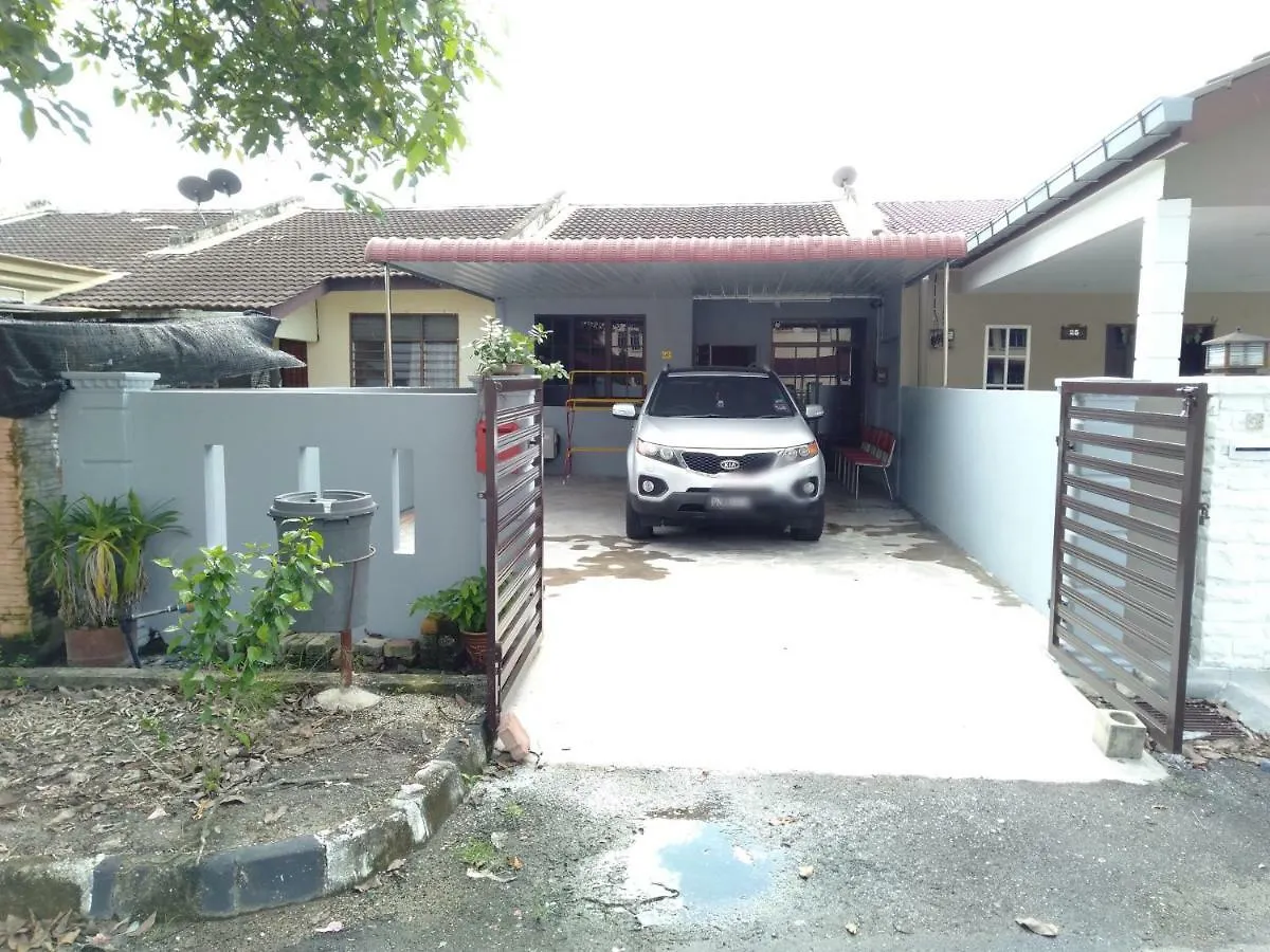 Adno Homestay Cempaka Batu Kawan